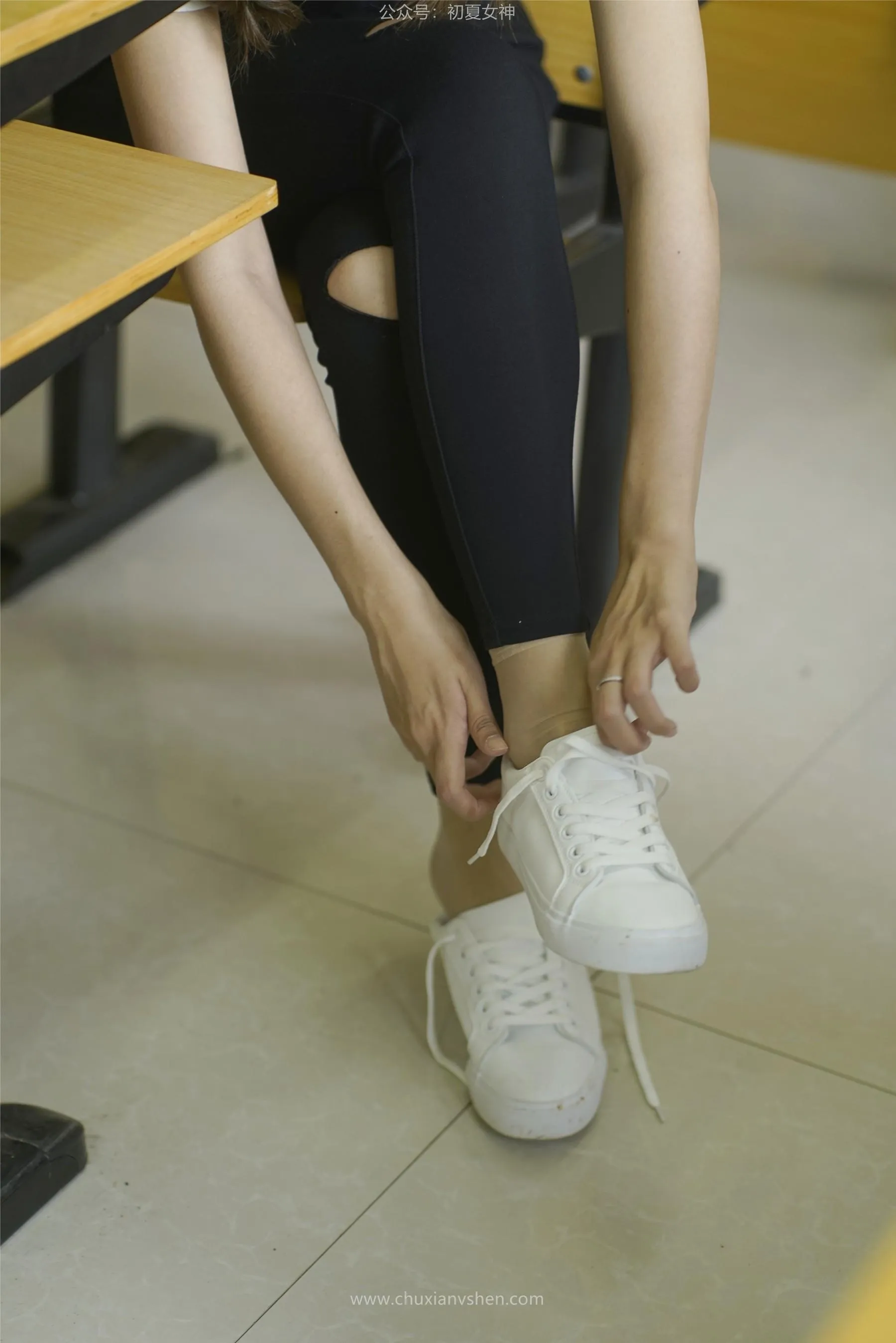 初夏女神 NO.067 依依 邻家女孩-毕业季 [140P]插图1